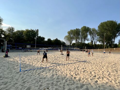 Back to beach-volley…